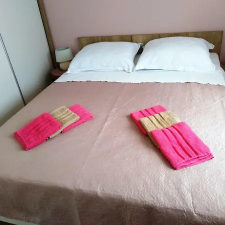 Апартаменты Apartman Anita Komin (Dubrovnik-Neretva)