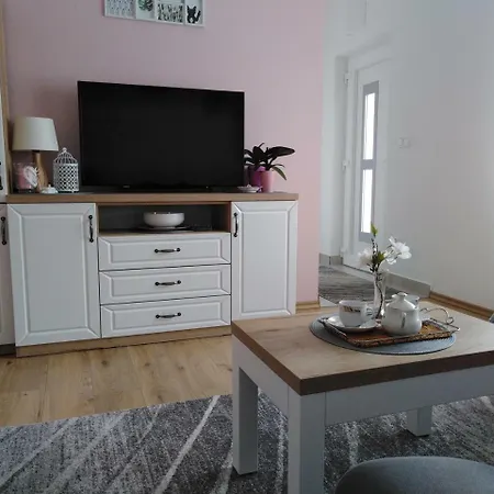 Апартаменты Apartman Anita Komin (Dubrovnik-Neretva)